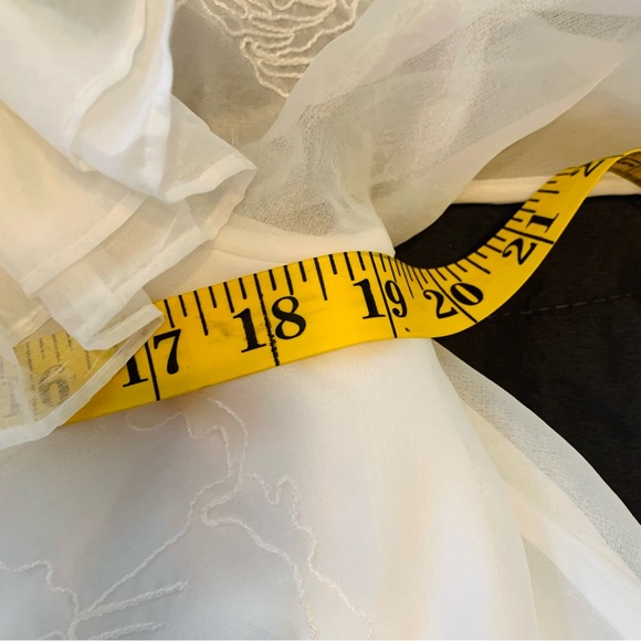 Cinq á Sept  Revolve Women’s Nava Ivory  Mini Dress. Size 2 - Picture 13 of 16